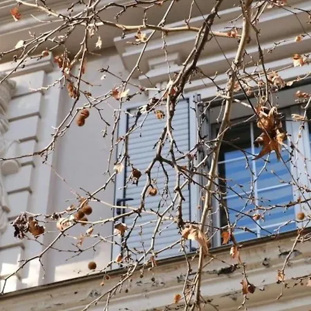 Kevin's 101 - Tirane, Albania Apartman *