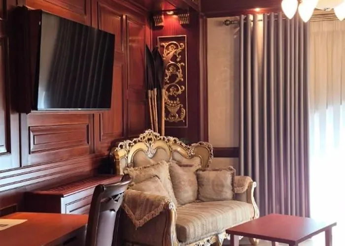 Kevin's 101 - Tirane, Albania Tirana